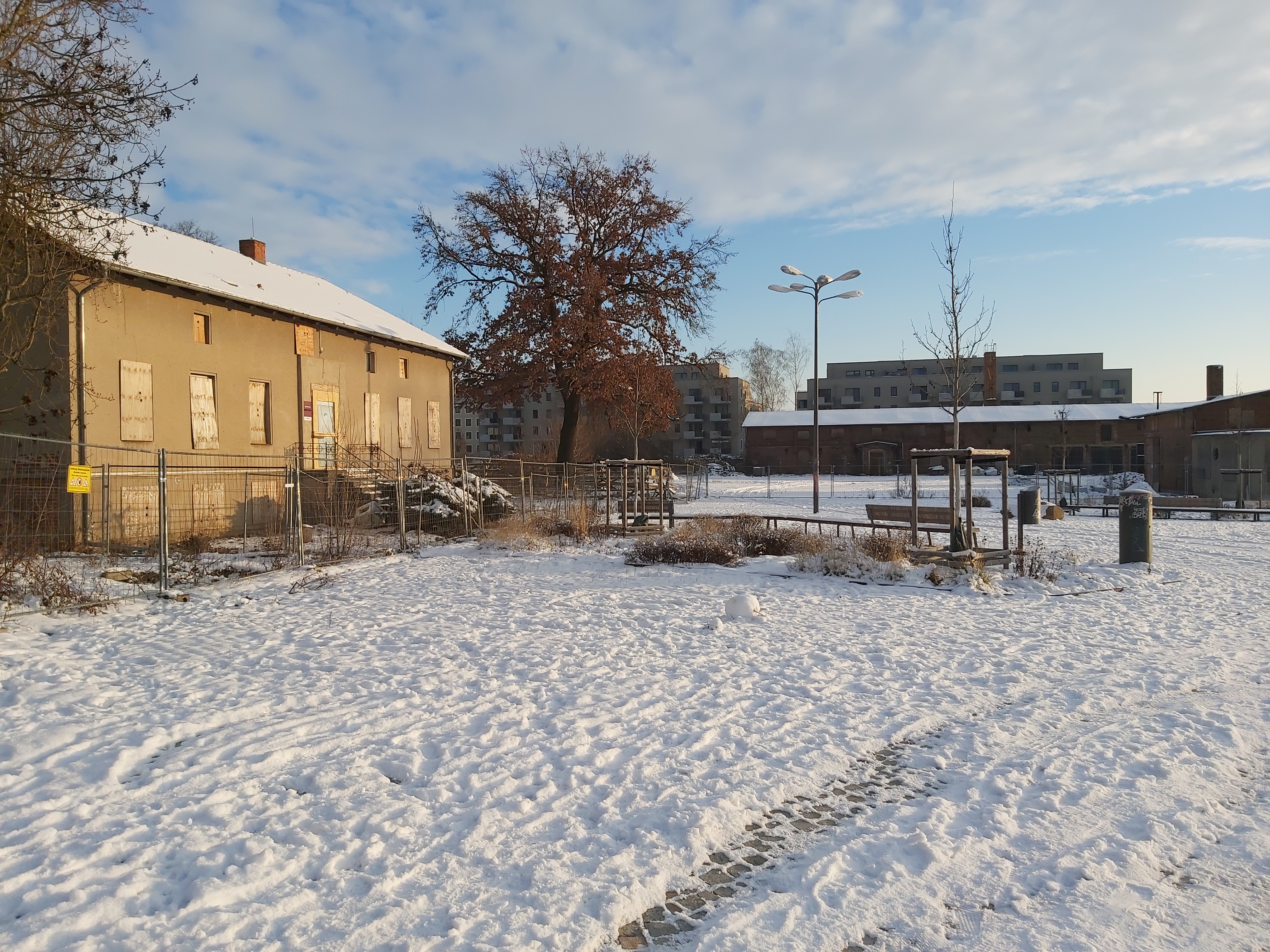 Blick auf ein leerstehendes Haus im Fördergebeit "Helle Mitte"